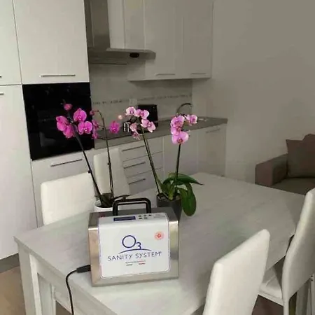 Le Bougainvillea 1 * Corbetta