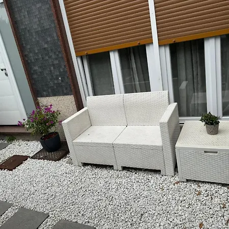 Le Bougainvillea 1 Daire Corbetta